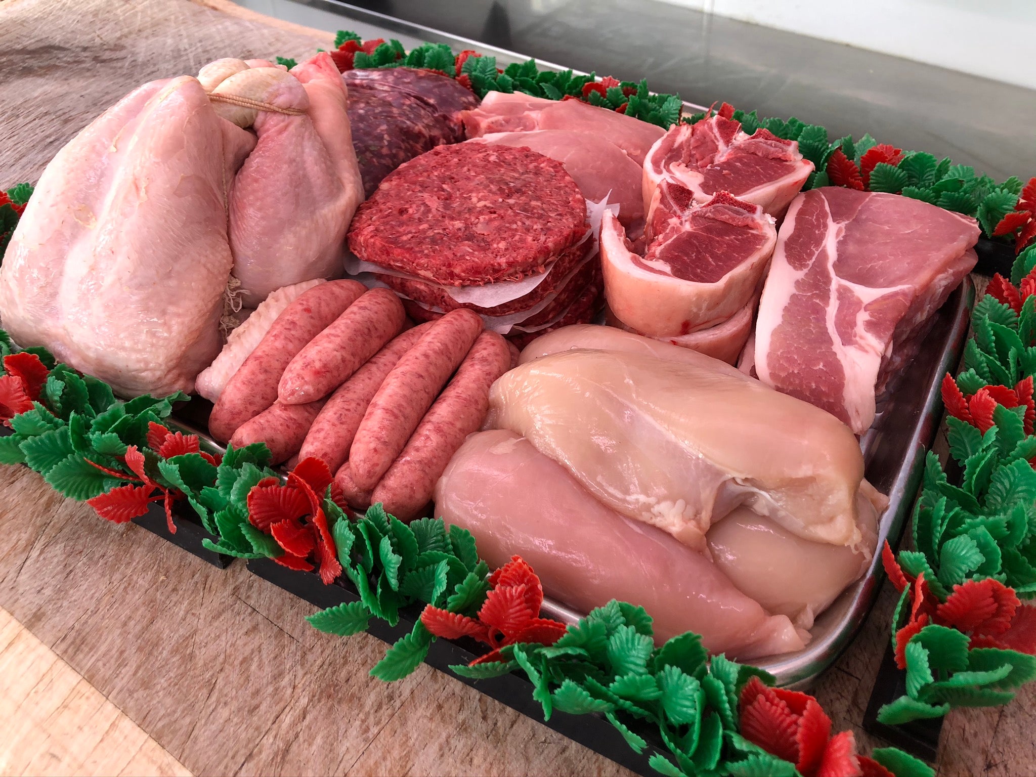 Let our Meat Department help you out for dinner tonight! 🥩 🍗 🥓 We have a  huge selection of pre-marinated meat for you and your family to enjoy!  Whether